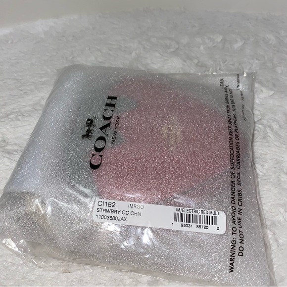 Coach Strawberry 🍓 Coin Case New - Picture 3 of 9
